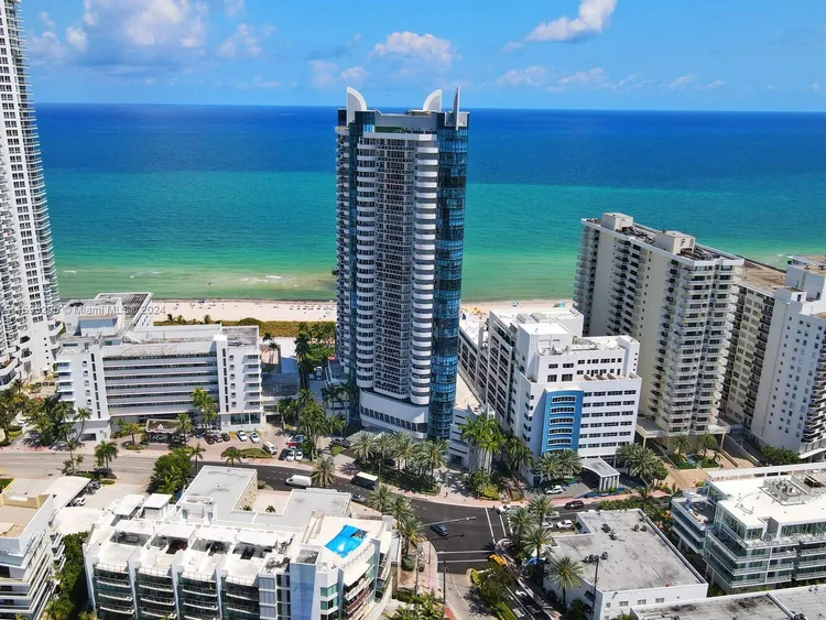 La Gorce #3101 image #39