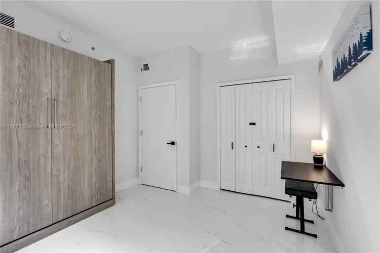 One Village Place #415 image #19