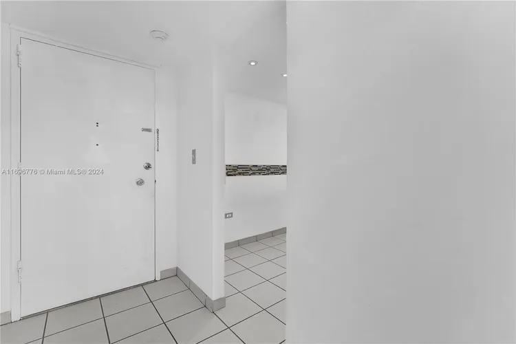 Burleigh House #623 image #12