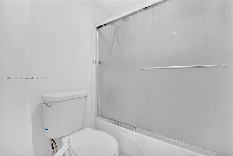 Burleigh House #623 image #13