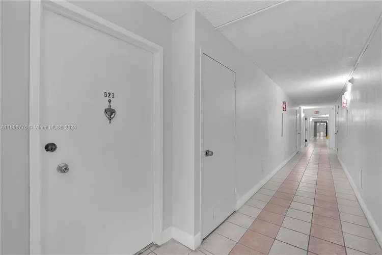 Burleigh House #623 image #15