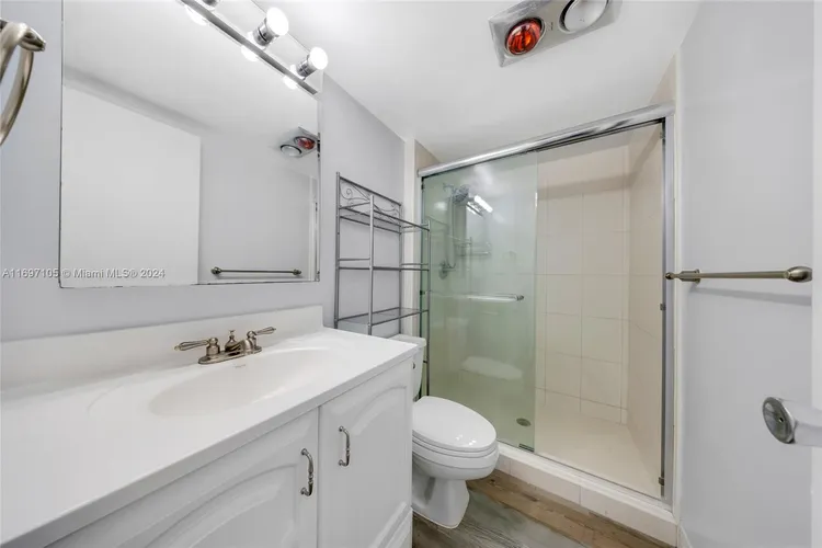 Bonavida #1409 image #20