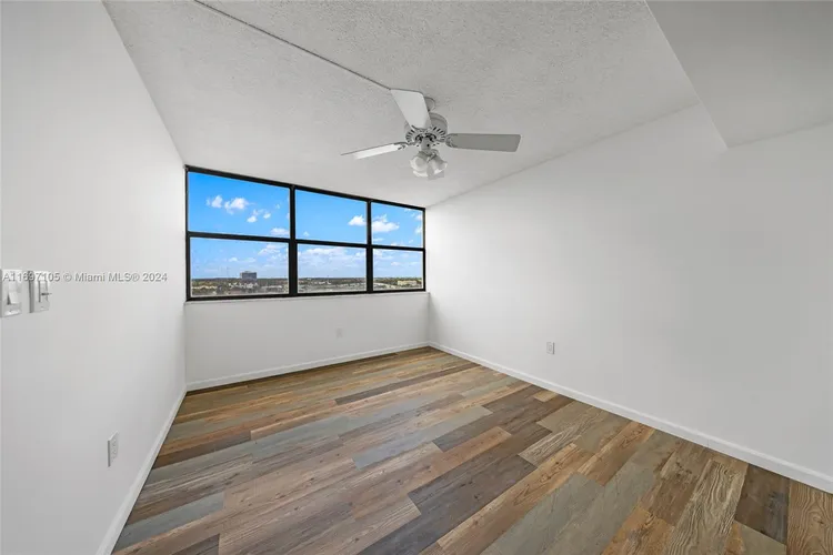 Bonavida #1409 image #23