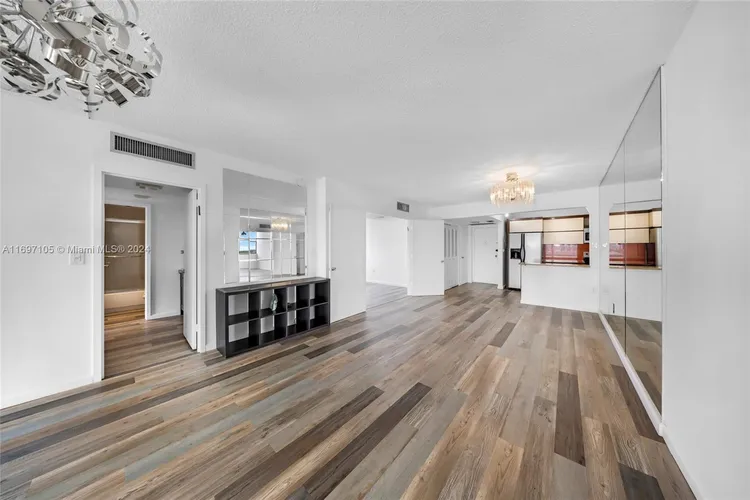 Bonavida #1409 image #29