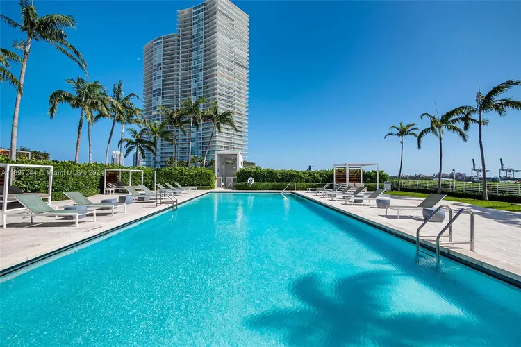 Bentley Bay #914 image #29