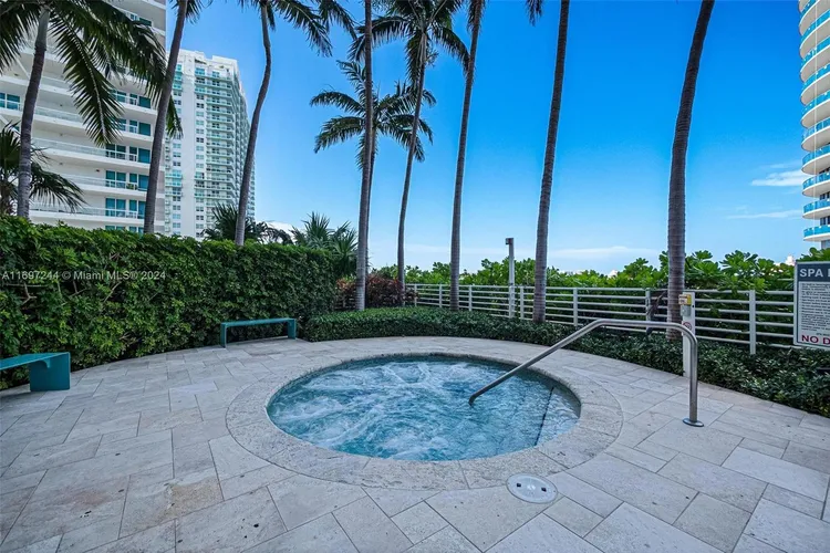 Bentley Bay #914 image #35