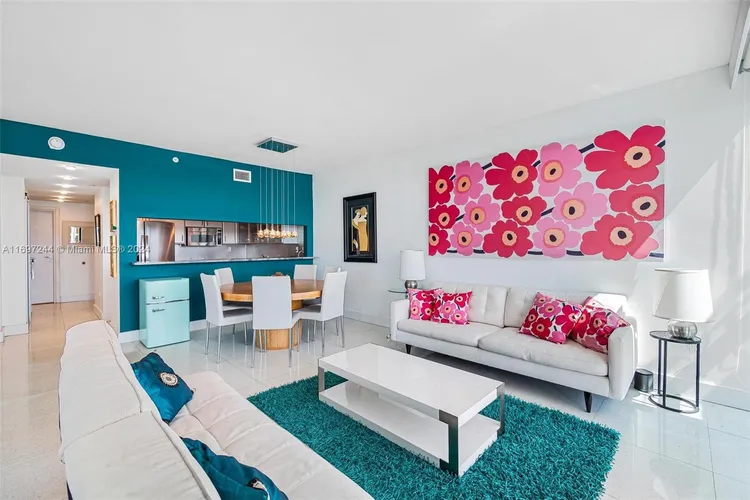 Bentley Bay #914 image #7