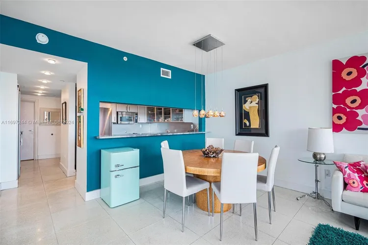 Bentley Bay #914 image #8