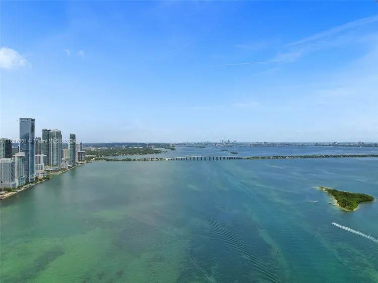 Paramount Bay #1509 image #43