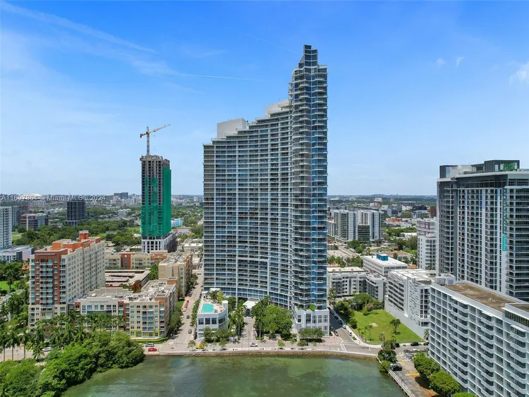 Paramount Bay #1509 image #44