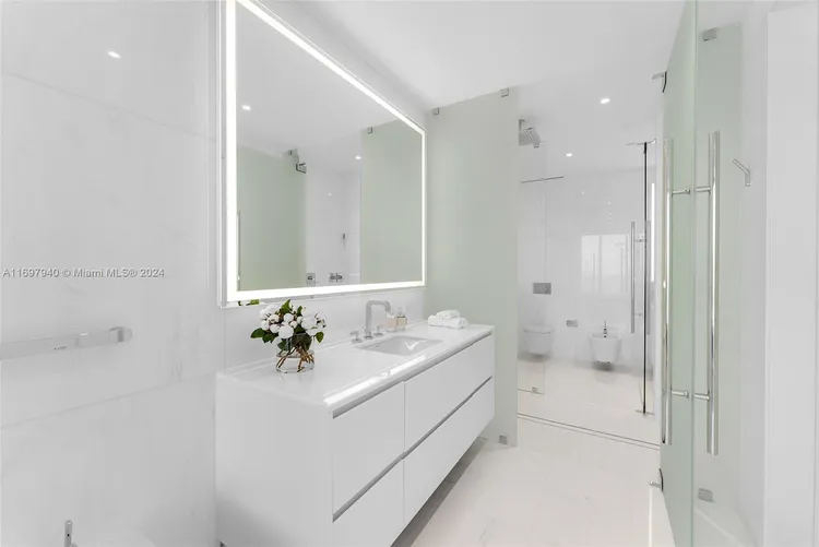 Aston Martin Residences #4801 image #27