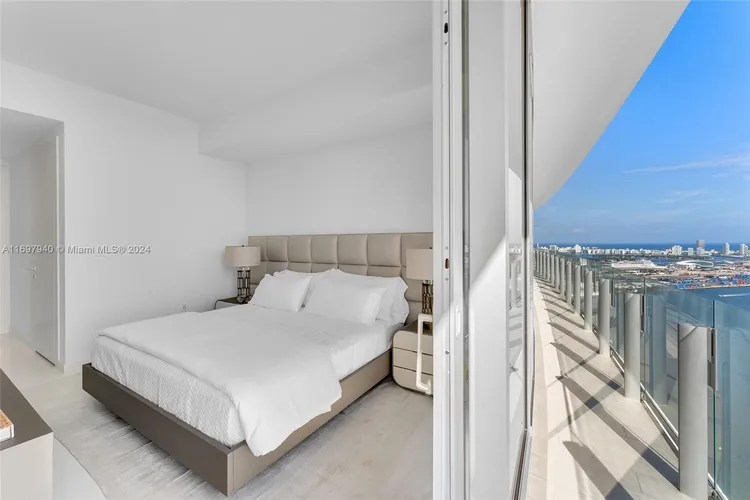 Aston Martin Residences #4801 image #35