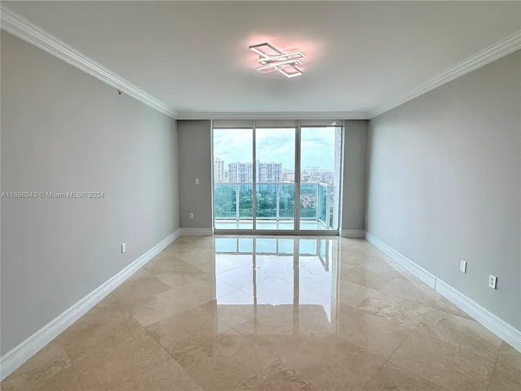 Peninsula #1805 image #13