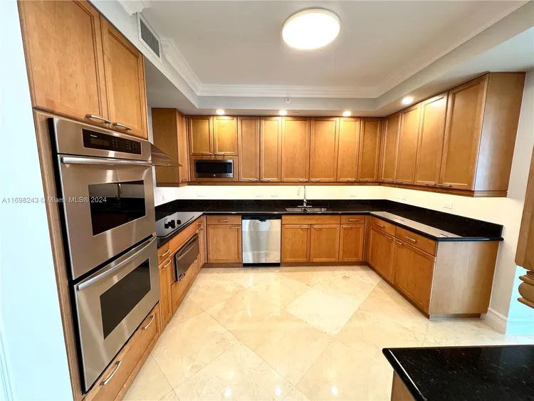 Peninsula #1805 image #6