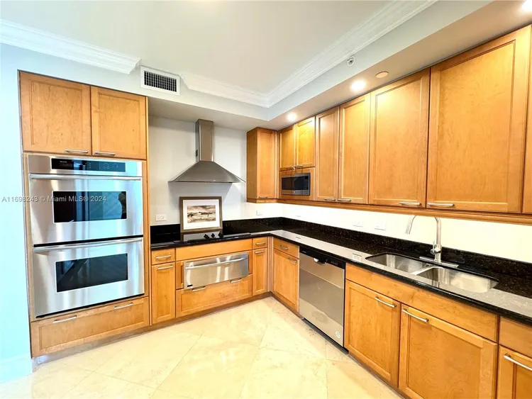 Peninsula #1805 image #7