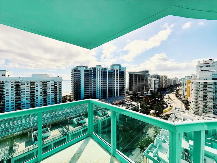 6000 INDIAN CREEK #17A image #10