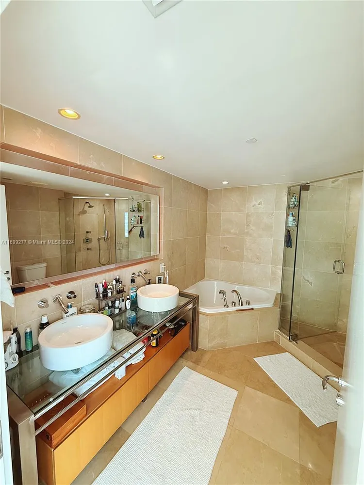 6000 INDIAN CREEK #17A image #14