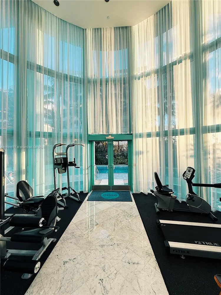 6000 INDIAN CREEK #17A image #22