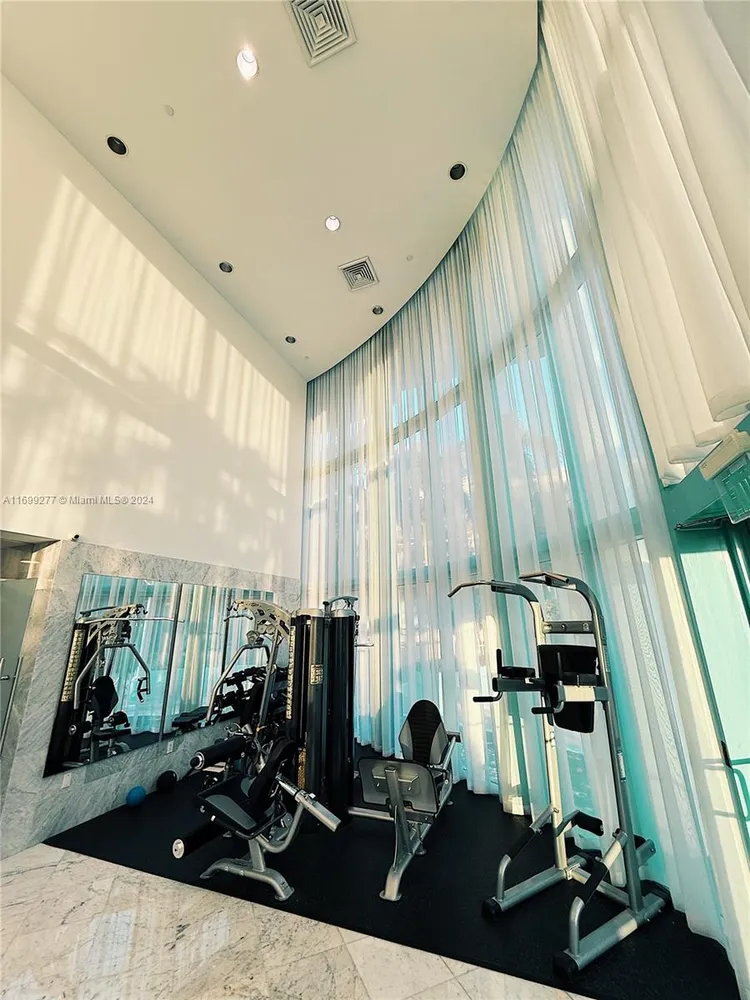 6000 INDIAN CREEK #17A image #23