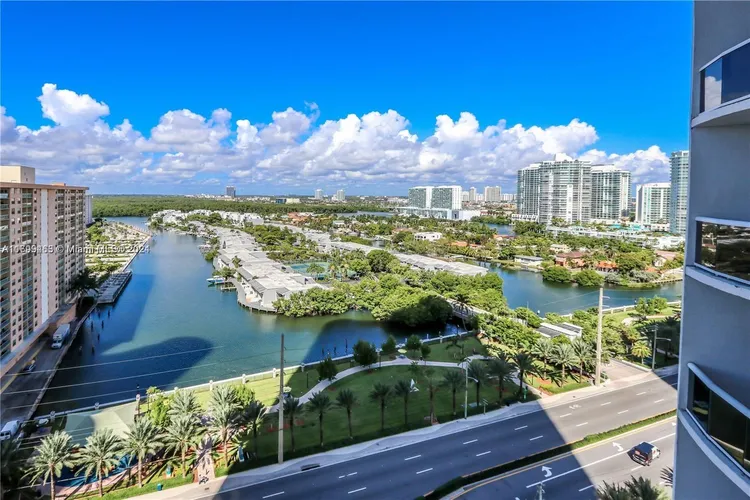 Trump Tower 1 #1405 image #29