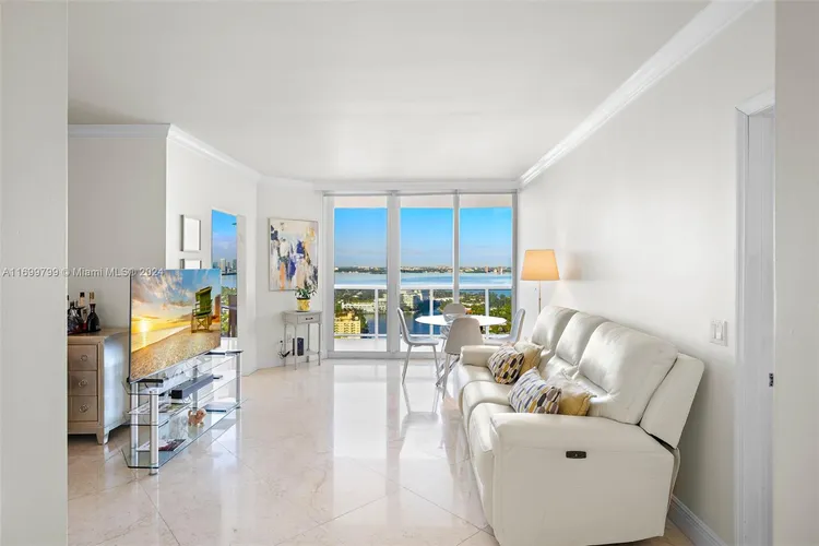 Green Diamond #3406 image #6