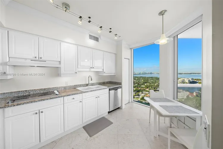 Green Diamond #3406 image #9