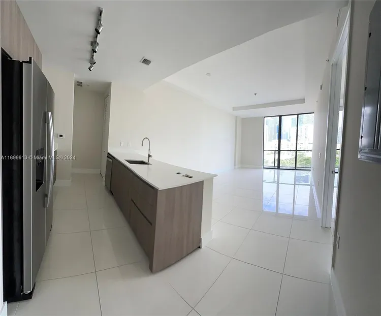 Cassa Brickell #811 image #10