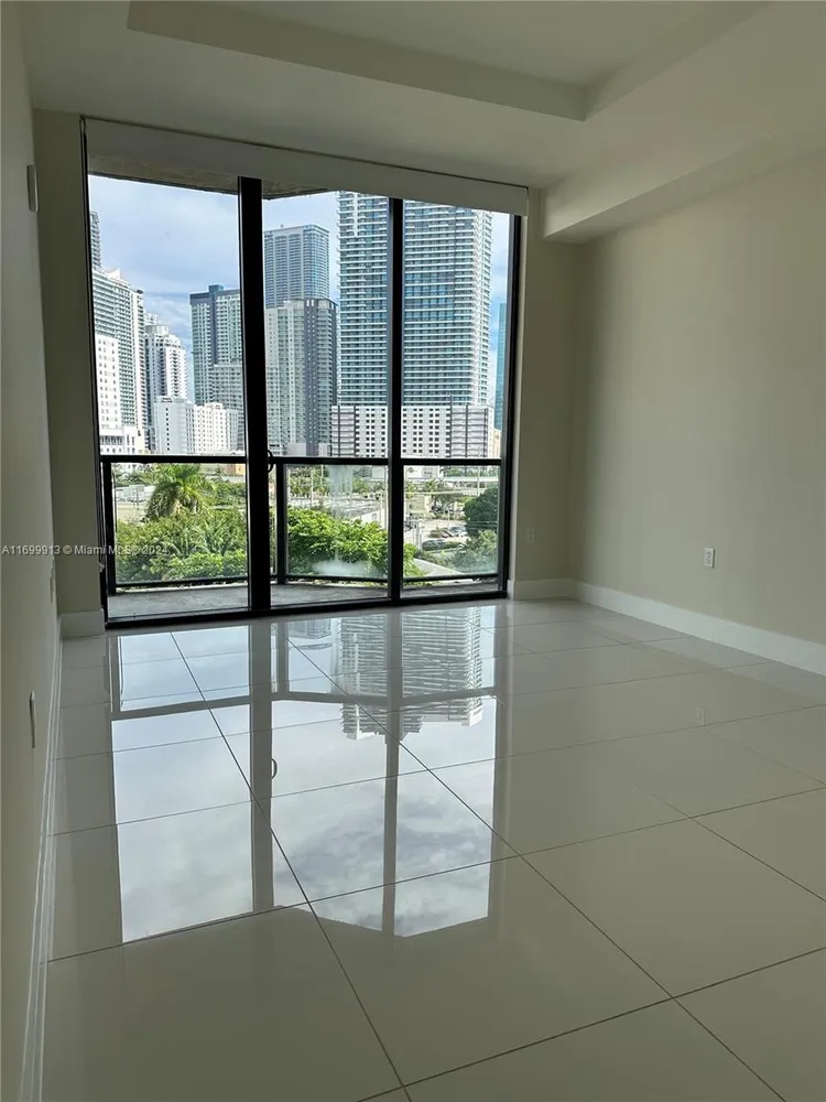 Cassa Brickell #811 image #22