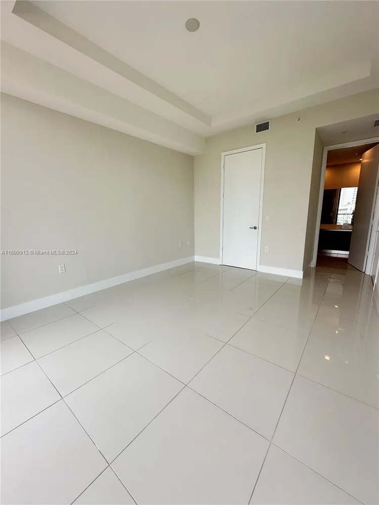 Cassa Brickell #811 image #23