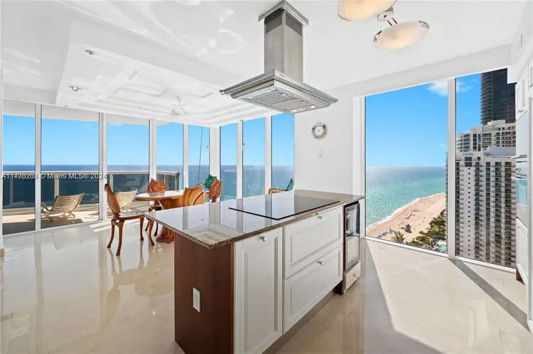 Ocean Three #2601 image #16