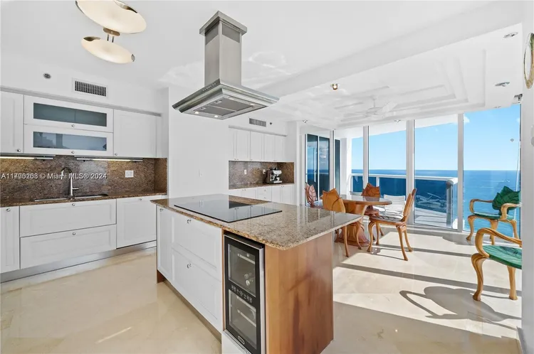 Ocean Three #2601 image #17