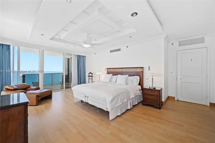 Ocean Three #2601 image #20