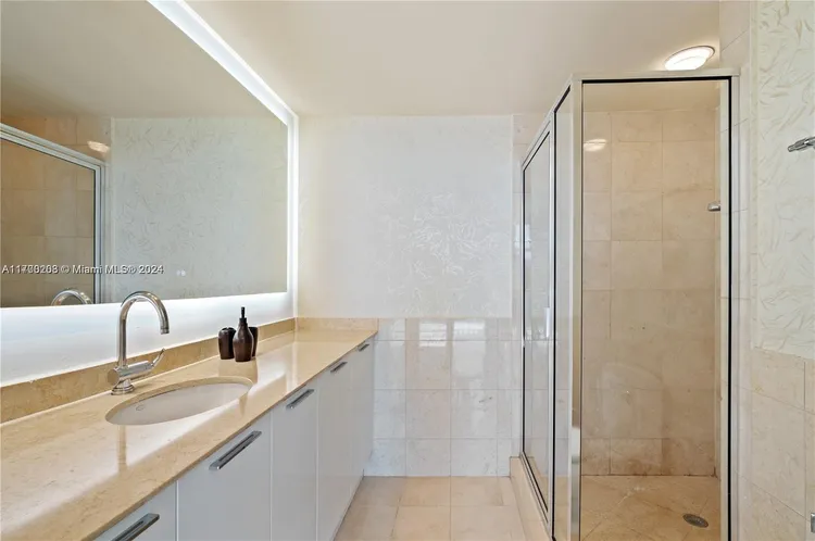 Ocean Three #2601 image #28