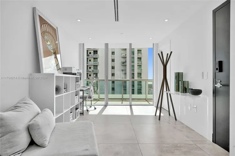 Cielo on the Bay #1002 image #15