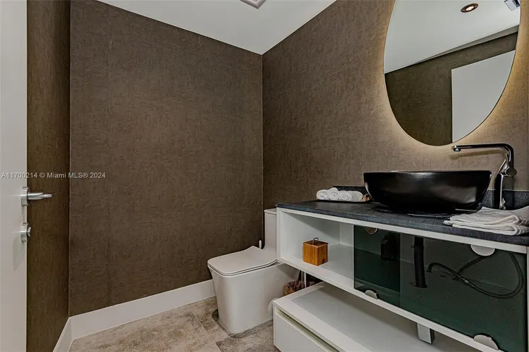 Cielo on the Bay #1002 image #19