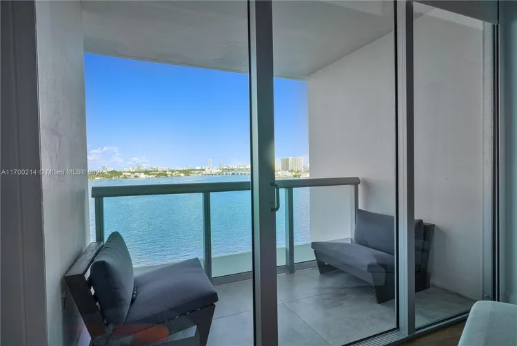 Cielo on the Bay #1002 image #22