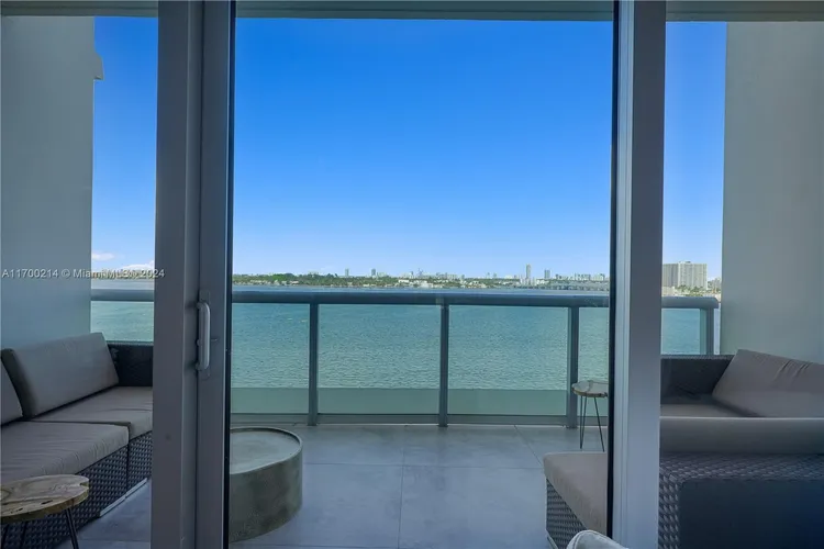 Cielo on the Bay #1002 image #6