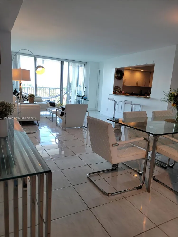 Mirasol Ocean Towers #901 image #14