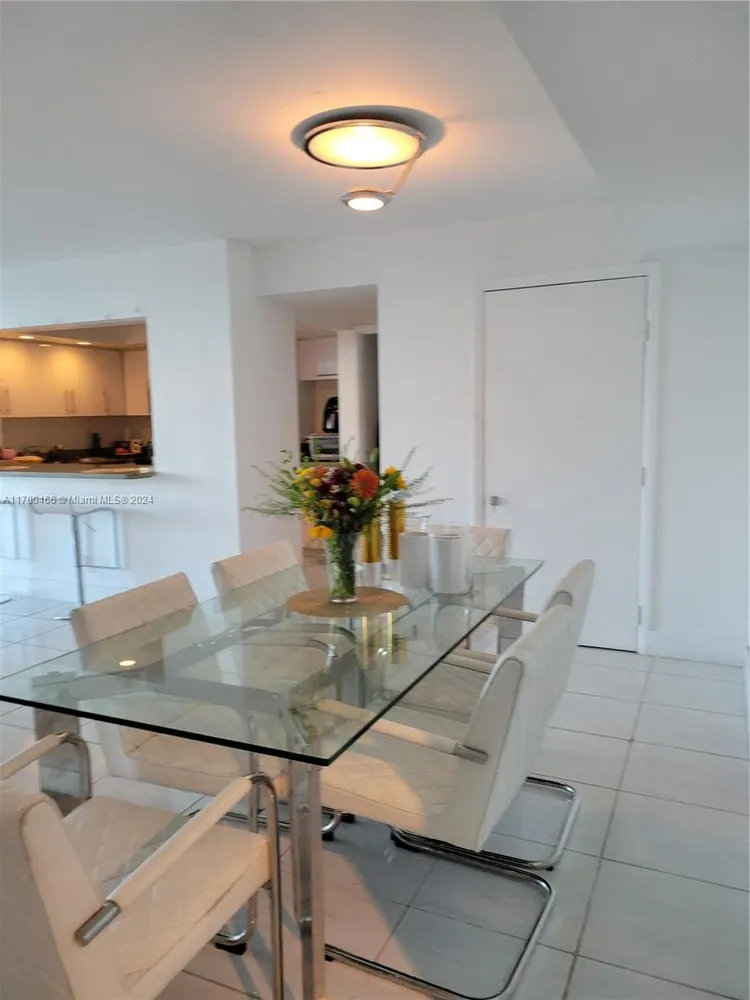 Mirasol Ocean Towers #901 image #15