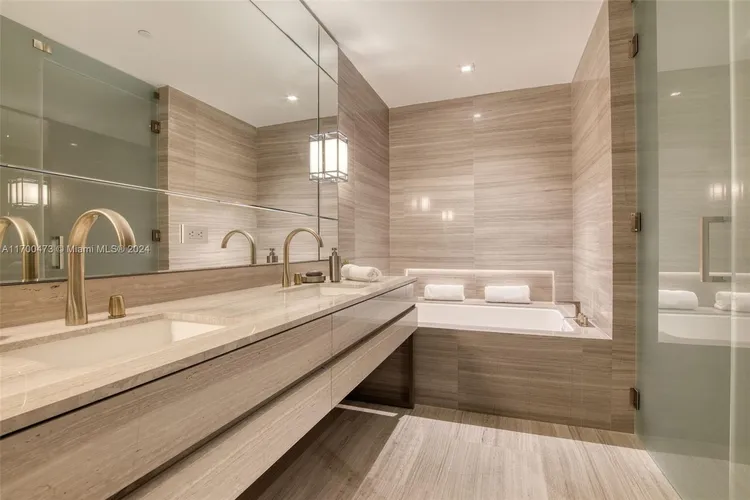 Residences by Armani Casa #3801 image #17