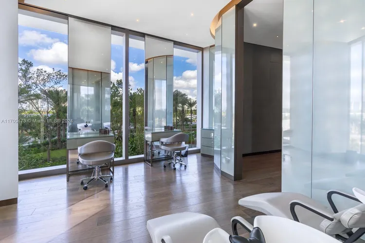 Residences by Armani Casa #3801 image #36