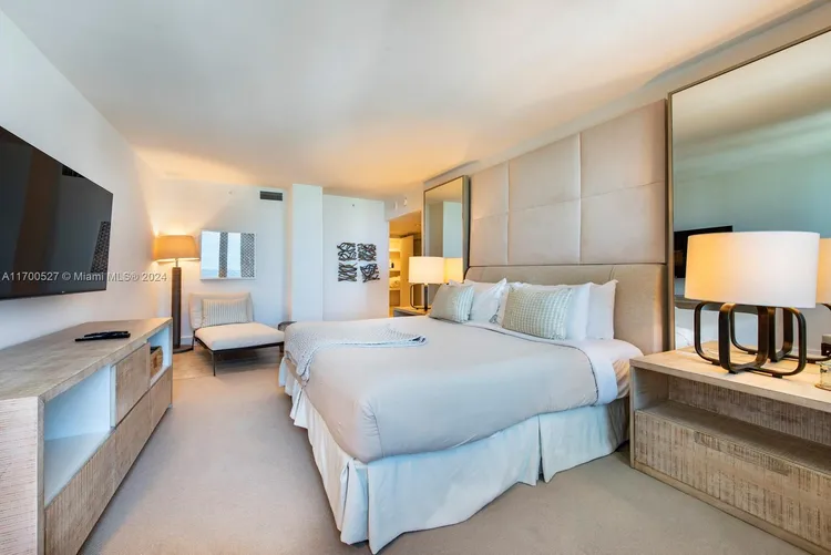 1 Hotel & Homes #1244 image #19