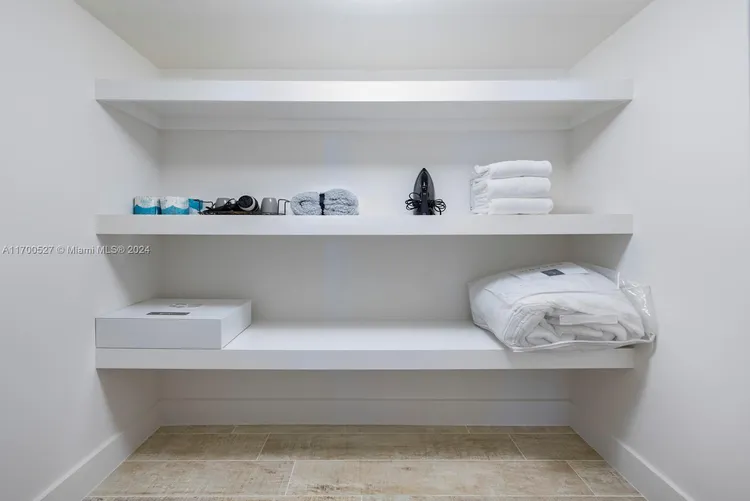 1 Hotel & Homes #1244 image #25