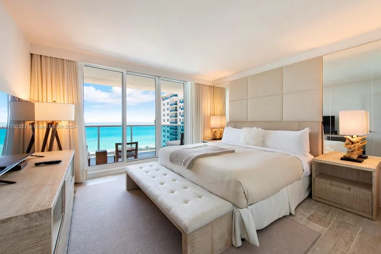 1 Hotel & Homes #1244 image #7