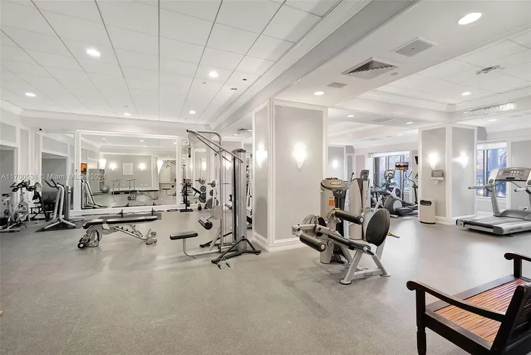 Balmoral #5O/complete renovated image #21