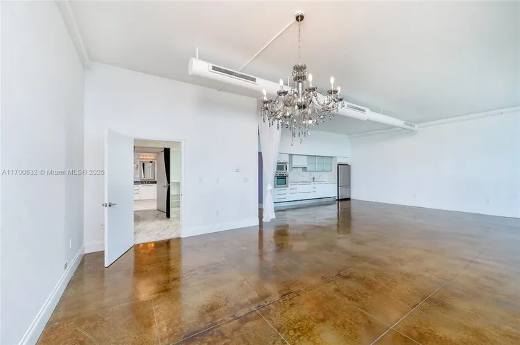 Space 01 Lofts #1203 image #10