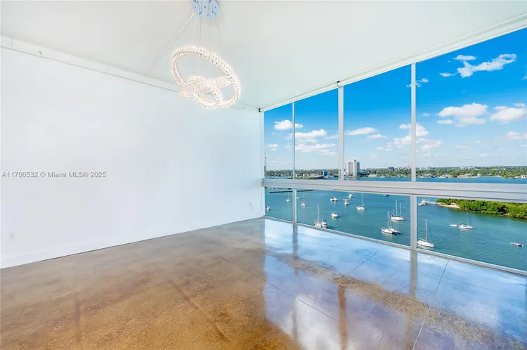 Space 01 Lofts #1203 image #11