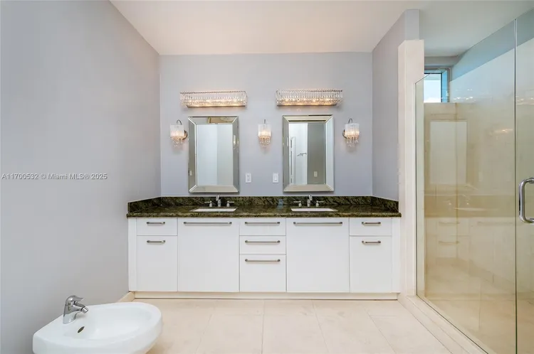 Space 01 Lofts #1203 image #20