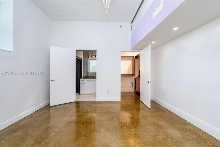 Space 01 Lofts #1203 image #26