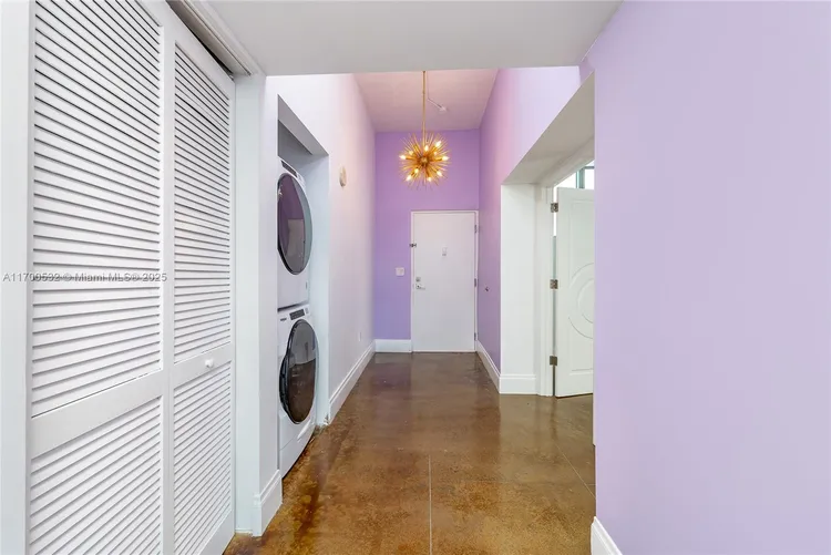 Space 01 Lofts #1203 image #30